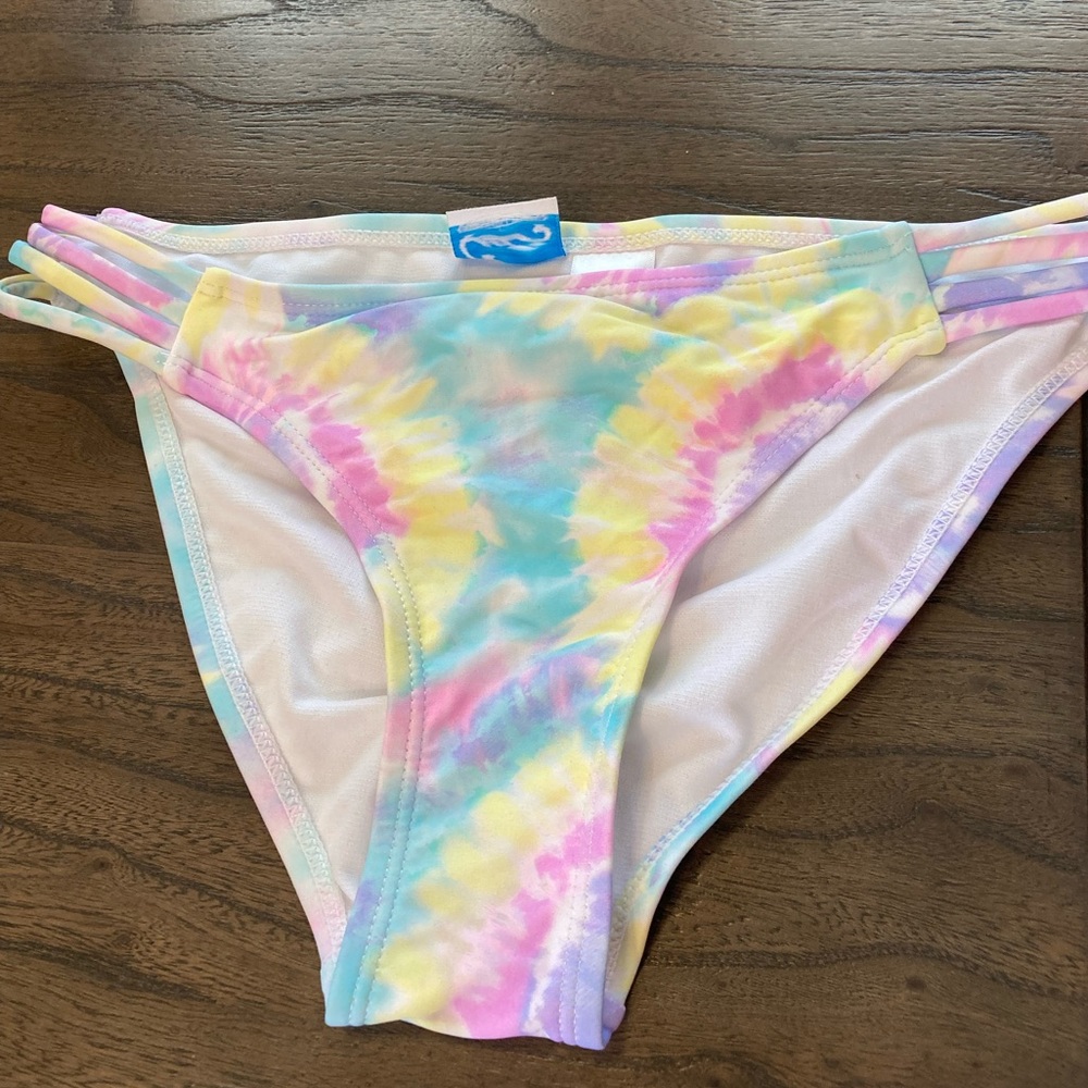 California Waves Tie-Dye Swim Bottoms Small